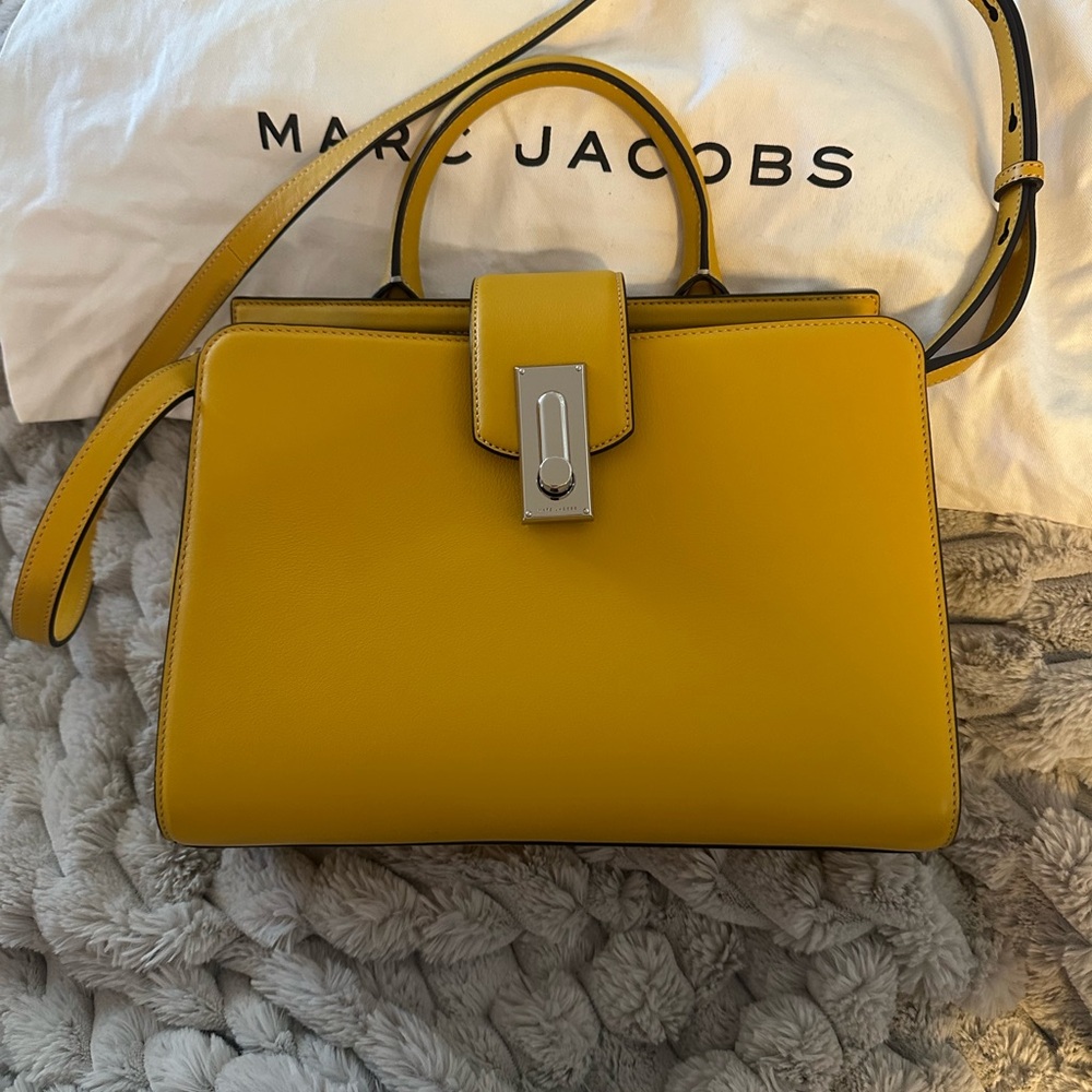 Marc Jacobs  Small Top Handle